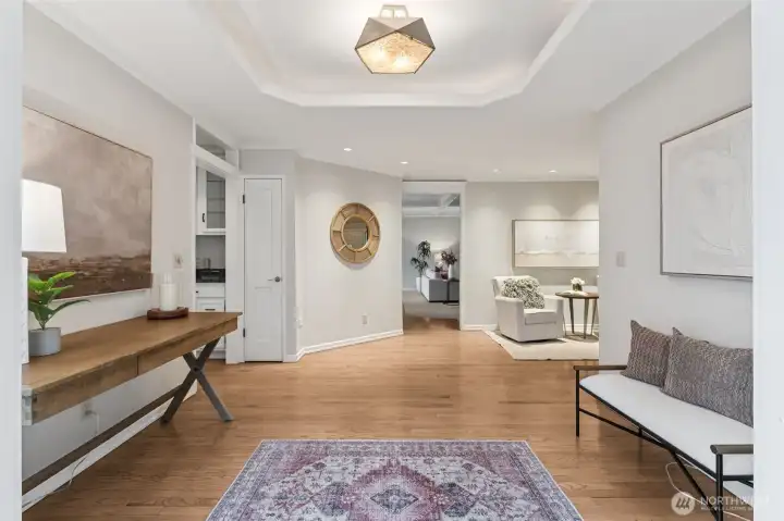Entry sitting area