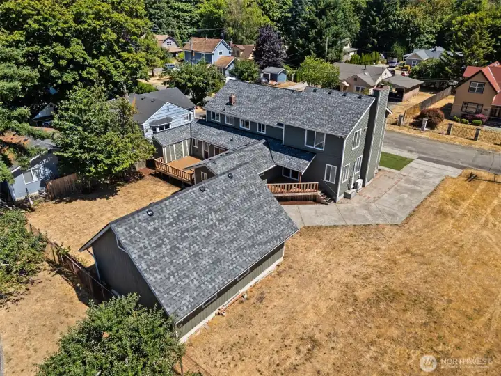 Just next door, Lincoln Elementary is part of the Olympia School District and feeds into Washington Middle School, which in turn prepares students for Olympia High School. Olympia High is known for its strong academic programs and extracurricular activities, offering a traditional high school experience. However, another option for Olympia School District students is Avanti High School, a small and innovative public school that provides a personalized learning environment.