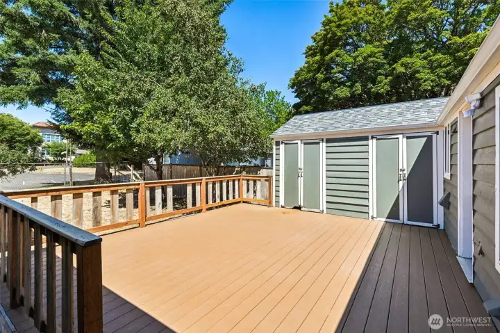 After a fun day strolling the nearby Capitol grounds or enjoying one of Olympia’s vibrant arts events, gather on the huge, uncovered deck off of Bedroom #1 in Unit A. With plenty of space to relax and soak up the sunshine, this deck is the perfect spot for unwinding with friends or family. It’s an open, welcoming space that extends your living area to the outdoors.