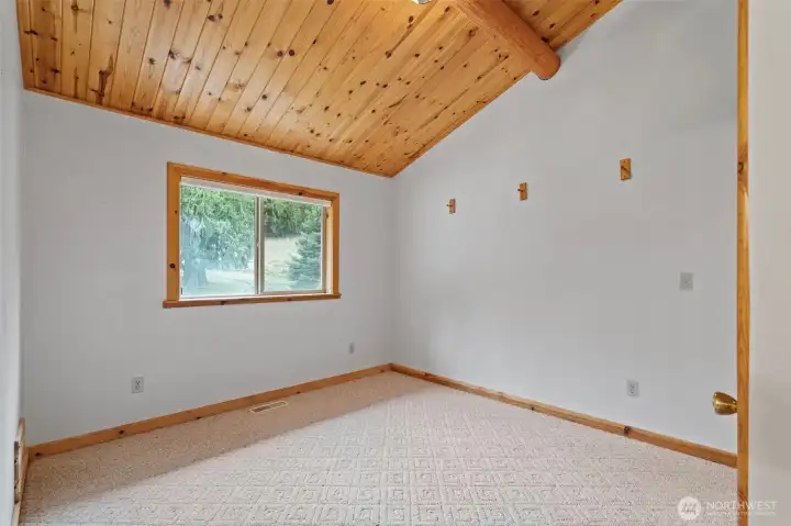 Upper level guest bedroom