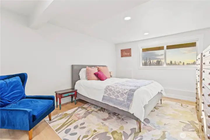 Large secondary primary suite with sunset views