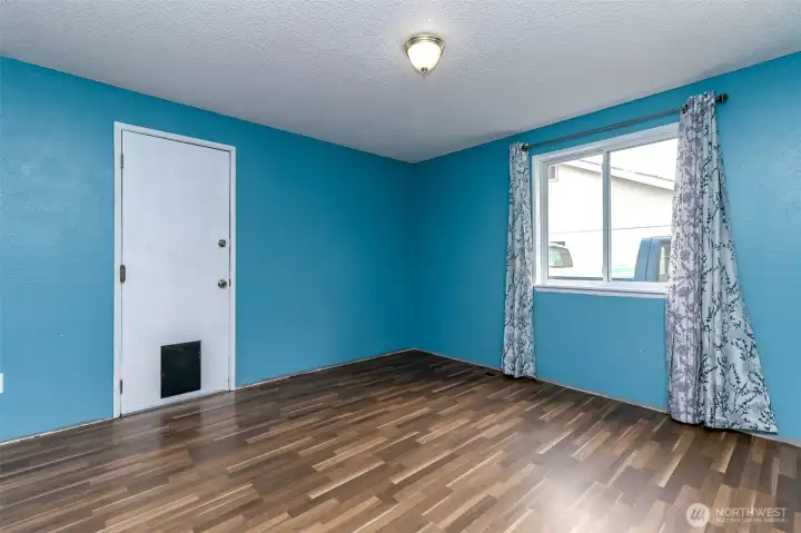 Bonus Room with door to garage