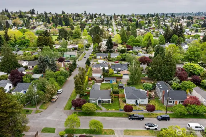 Wonderful neighborhood.