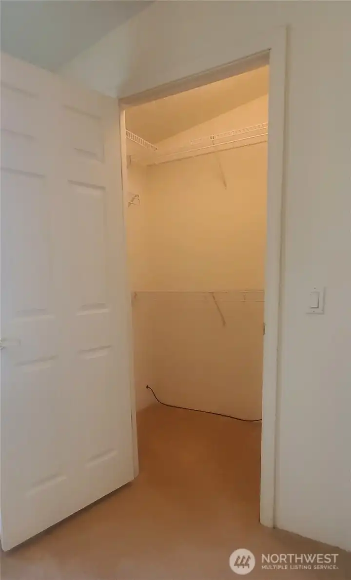 walk-in closet