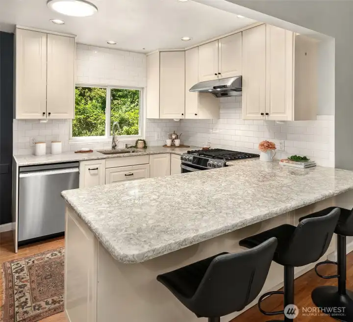 Newly remodeled kitchen! Newly remodeled kitchen!