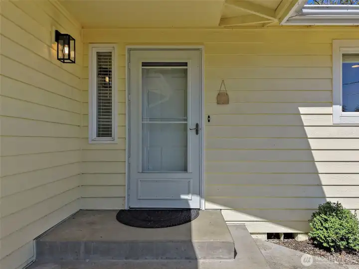 Welcome- lots of recently added features of this home include- central air conditioning, new refrigerator, new dishwasher, new sink, new hot water tank...
