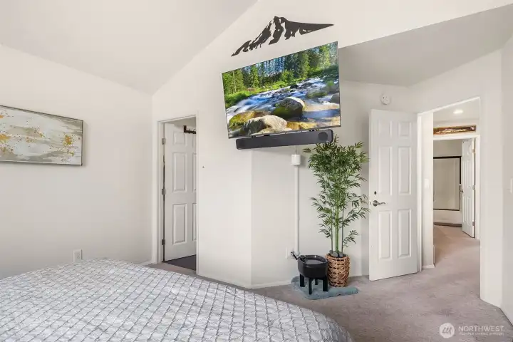 Primary suite