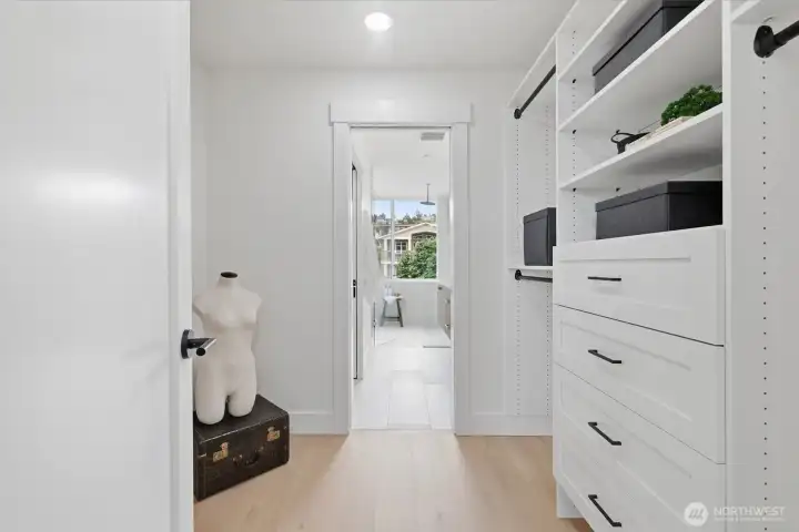 *Photos of Similar Model Home 2017*