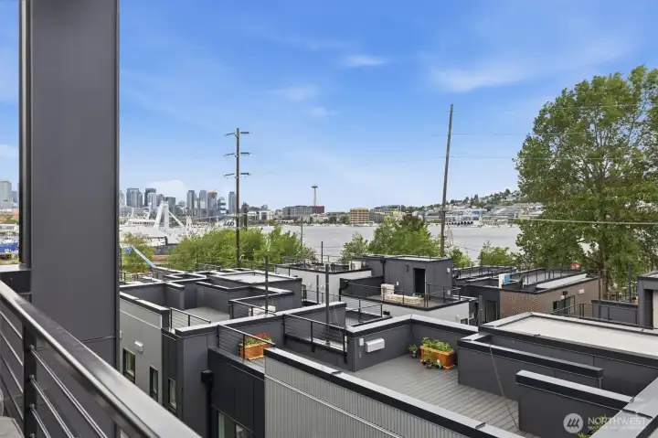*Photos of Similar Model Home 2017*