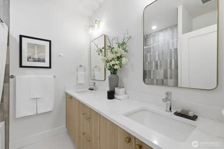*Photos of Similar Model Home 2017*