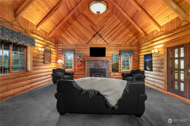 Many possibilities with this amazing Lodge Room!