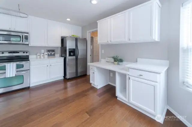 fabulous kitchen...so much space