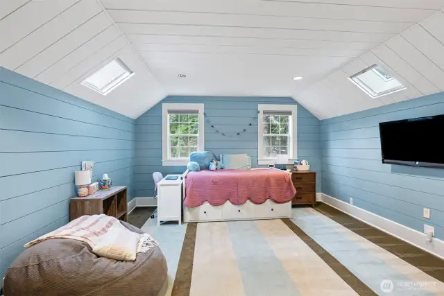 Extra bonus room in the loft- perfect for an exercise room.  Currently being used as a 5th bedroom