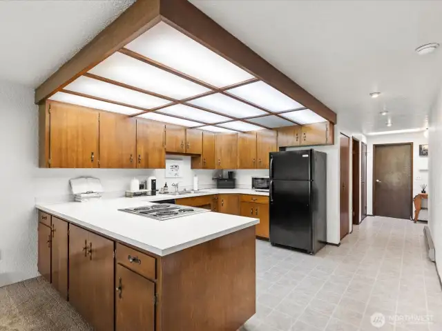 Don't miss the cabinets until the penisula.