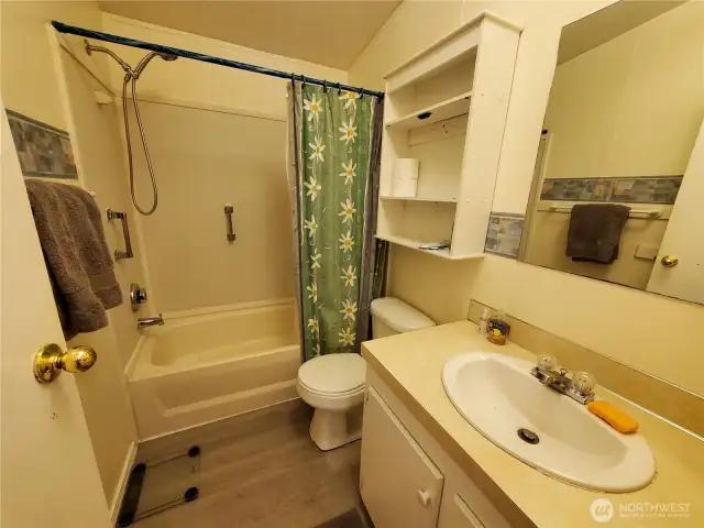 Main Bathroom.