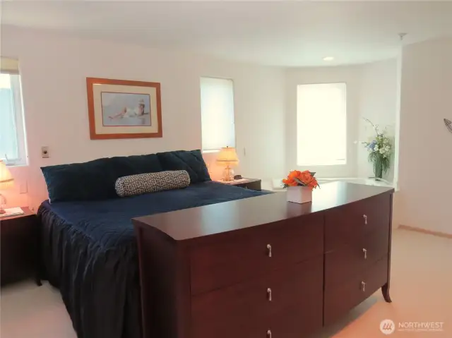 THE PRIMARY BEDROOM IS LARGE ENOUGH FOR A KING SIZE BED!