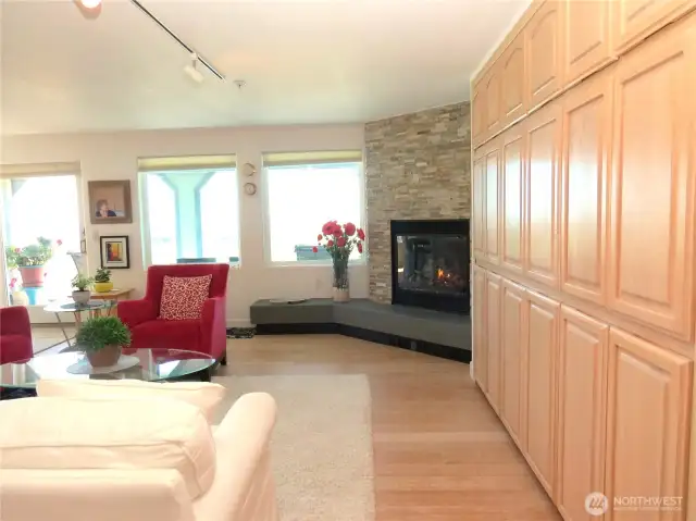 LIVING AREA CAN COME TURN KEY EXCEPT FOR A FEW PERSONAL ITEMS!  NOTE THE GREAT STORAGE UNIT ON THE RIGHT!