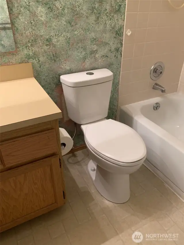 Bath Upstairs