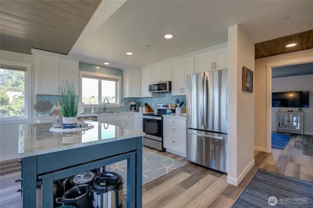 This fully renovated unit has every amenity you can think of, starting with the full kitchen.