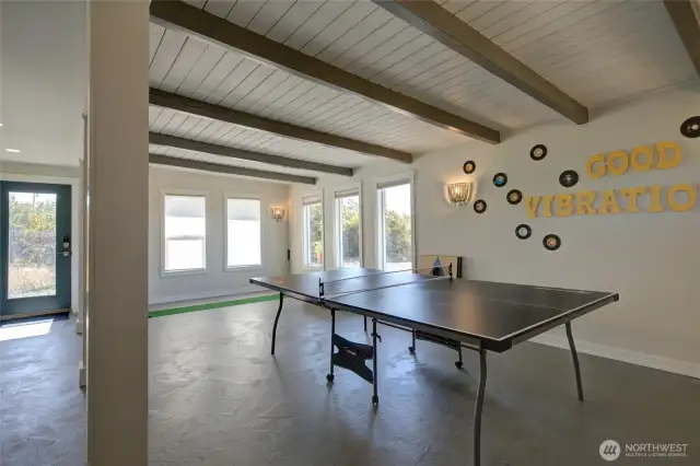 Whether your clients rent one unit or both, there is no detail overlooked between the amenities of the two units.  You could also live in one and rent the other.  The options are endless with the zoning!
