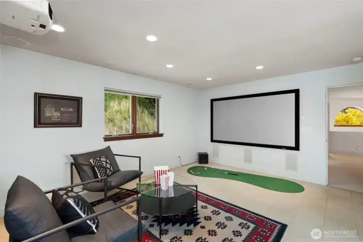 Media room/Office