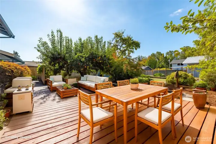 Virtually staged deck