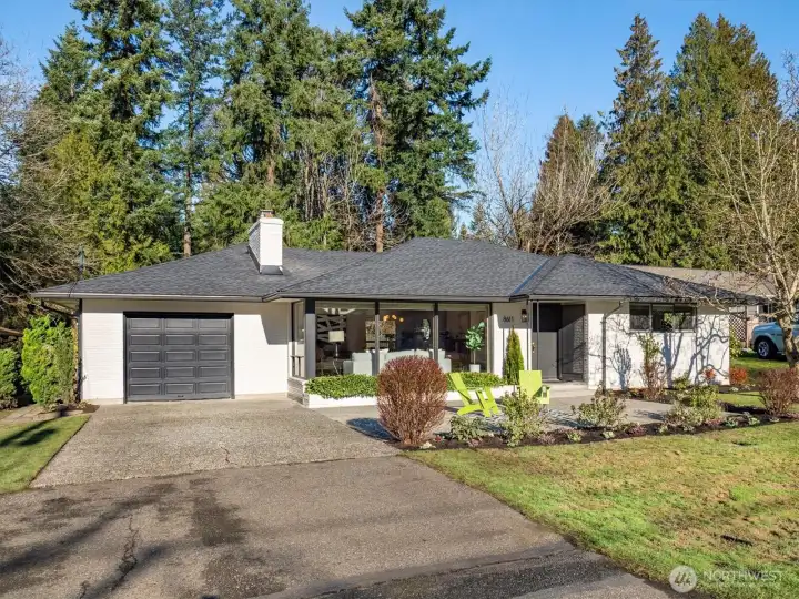 Meticulously updated midcentury rambler in Edmonds.