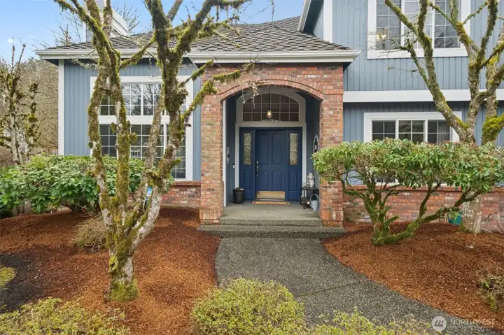 A Schneider built home, come in the front door with 2 story entry and check out the house. The home is sided in Hardi plank, and has a 50 year roof installed in 2019. Newer furnace and AC in 2018.