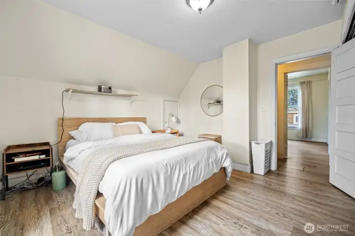 2nd bedroom on upper level