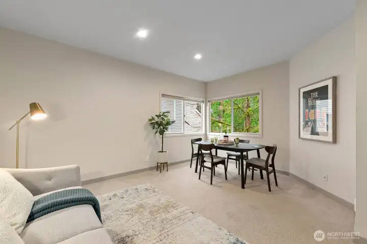 Flex space for fun or potential 5th bedroom