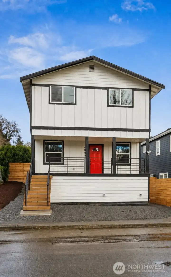 Beautifully remodeled home with 2 Primary bedrooms with ensuite bathroom - main level