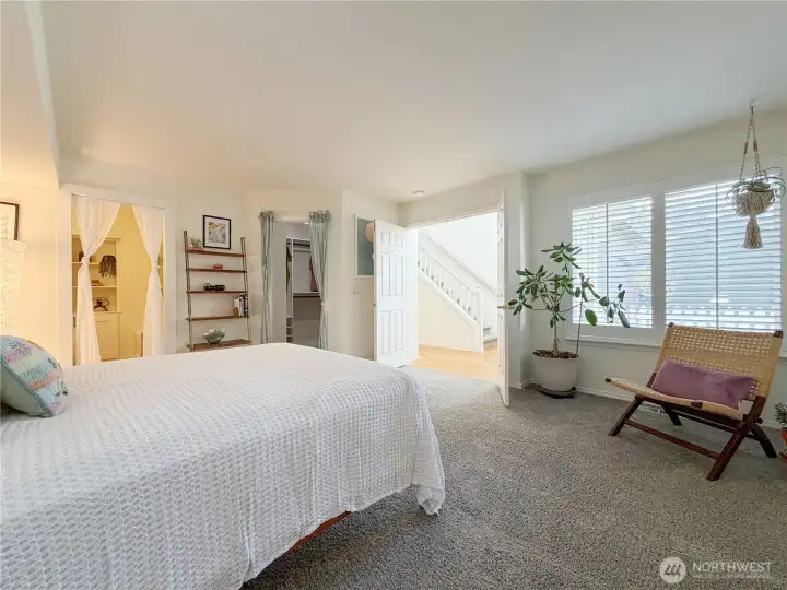 Luxurious primary  double door entrance