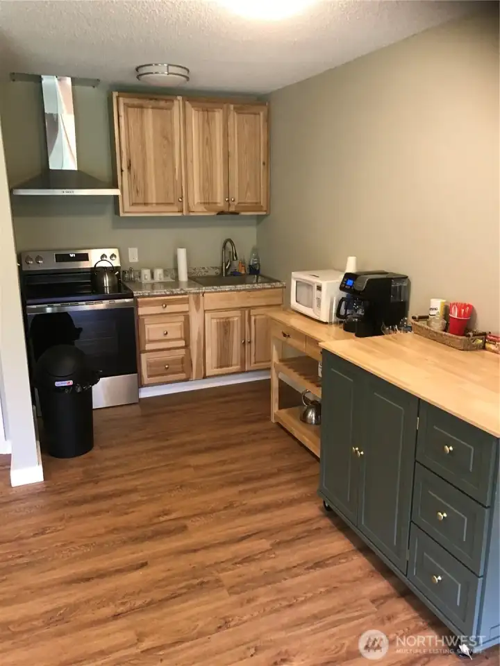 Compact kitchen and coffee bar