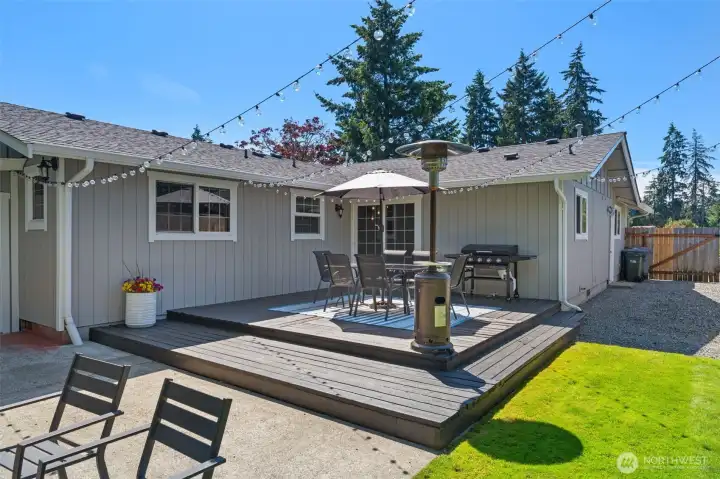 Amazing outside entertaining space. Amazing outside entertaining space.