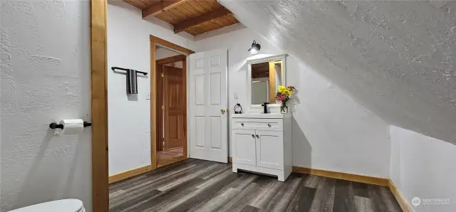 Extra large bathroom