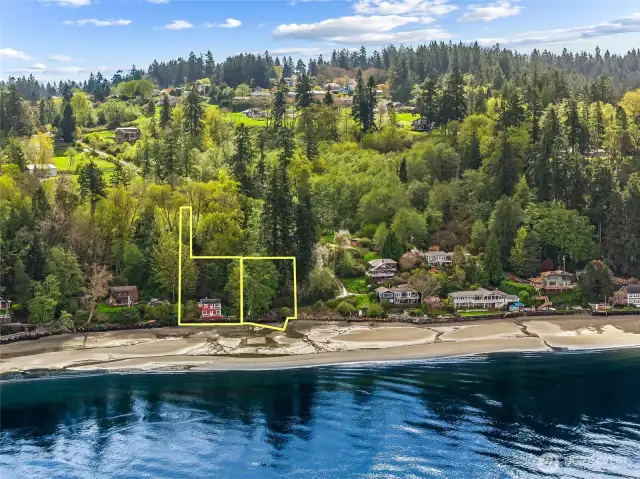 Two tax parcels & 140' of low bank waterfront!!
