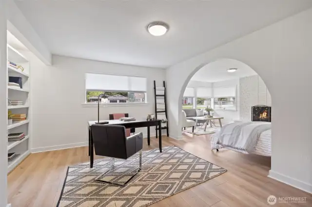 Adjoining bonus room - play room, office, TV room? Lots of possibilities