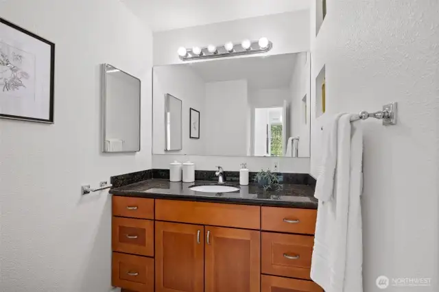Powder room 1/2 Bath