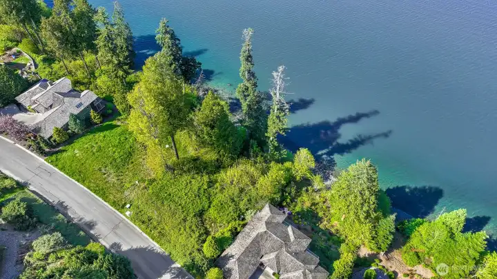 Easily accessible property all while providing privacy and natural beauty.