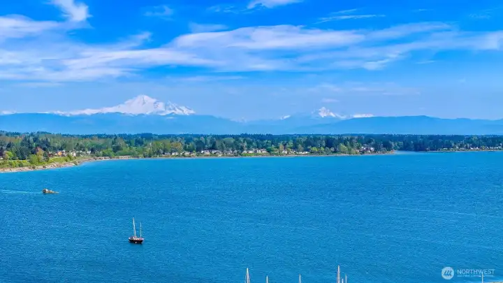 Beautiful views of mt backer and other local treasures.