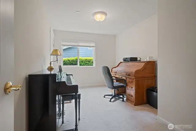 2nd guest bedroom or den/office. There's a huge walk-in closet, too.