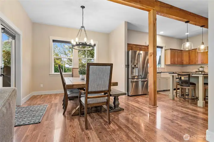 Flows into the kitchen and onto the back patio.