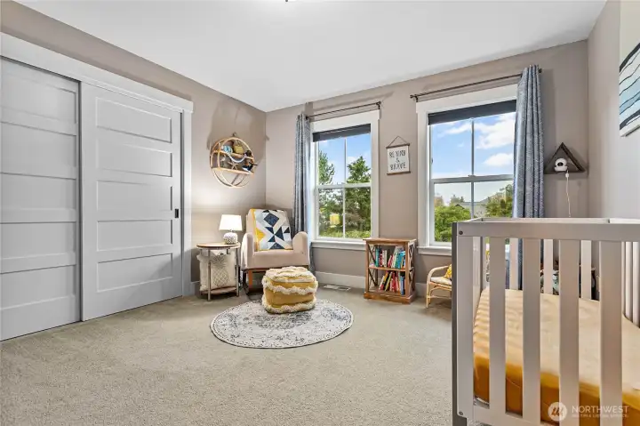 2nd guest bedroom on the upper level.