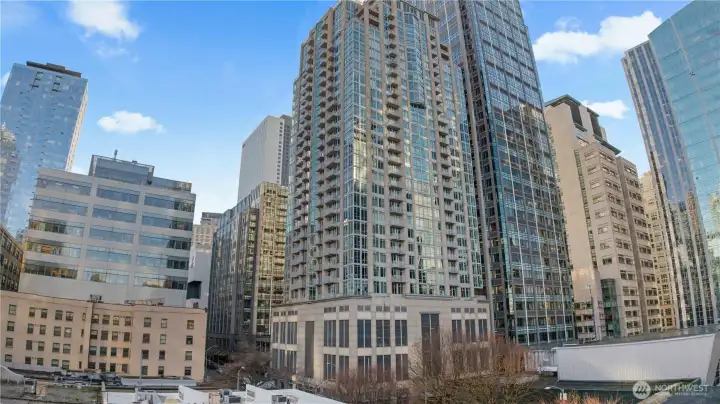 The Cosmopolitan stands 35 stories tall with a gorgeous rooftop deck