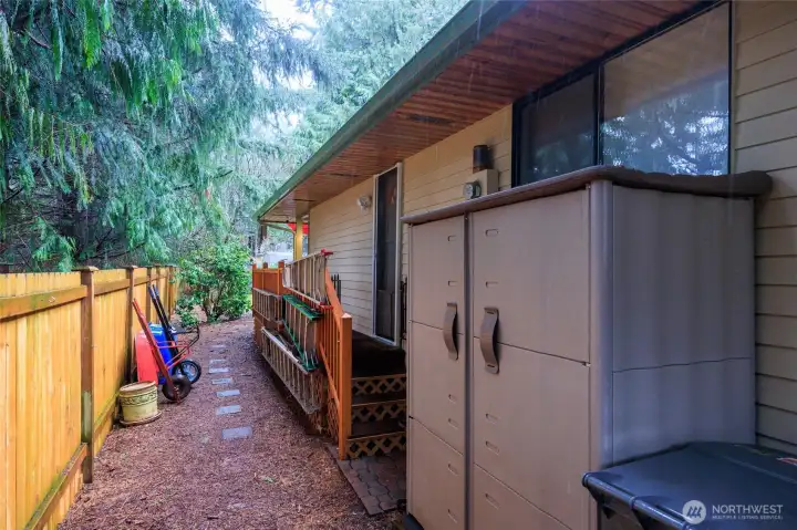 side yard storage unit.