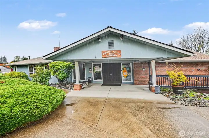 Community Hub: Welcome to the heart of the community!