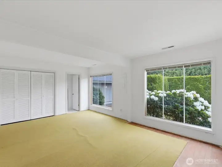 Bedroom #1