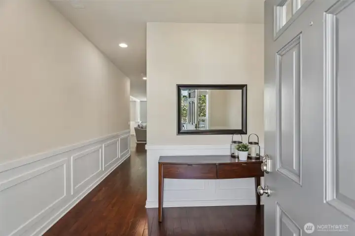 Light & bright entry