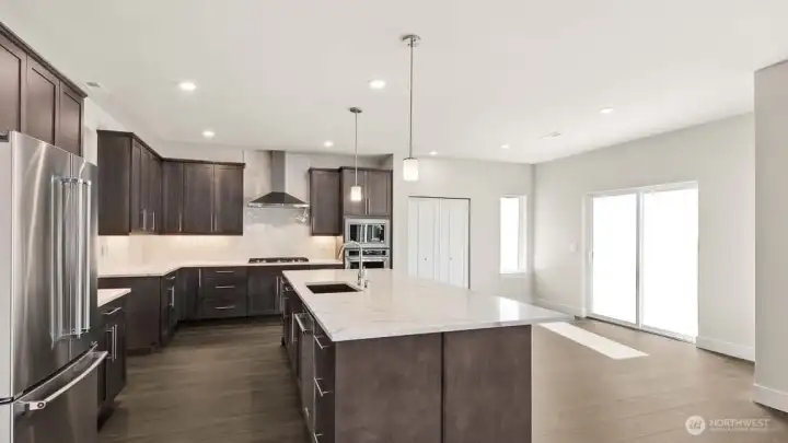 Photos are for representation only.  Features, colors and selections may differ from photograph. See site agent for details.