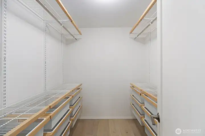 Walk in closet